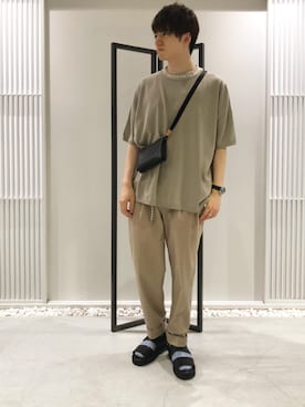 「UNITED TOKYO（ユナイテッドトウキョウ）のアイテム（トップス）」を使った、PUBLIC TOKYO 生部さん（メンズ・168cm）の春コーディネート