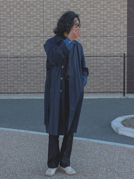 「Yves Saint Laurent（イヴサンローラン）のアイテム（トレンチコート）」を使った、スズキさん（メンズ・182cm）の冬コーディネート