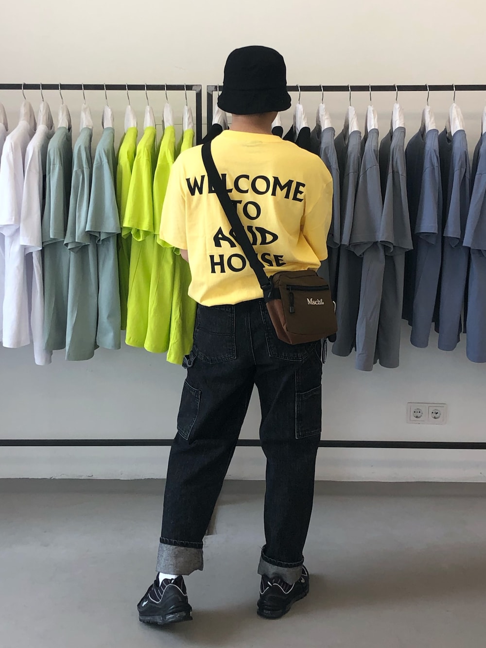 Stealmeaning デニムパンツ KEI(youthloser)｜stealmeaningのデニムパンツを使ったコーディネート