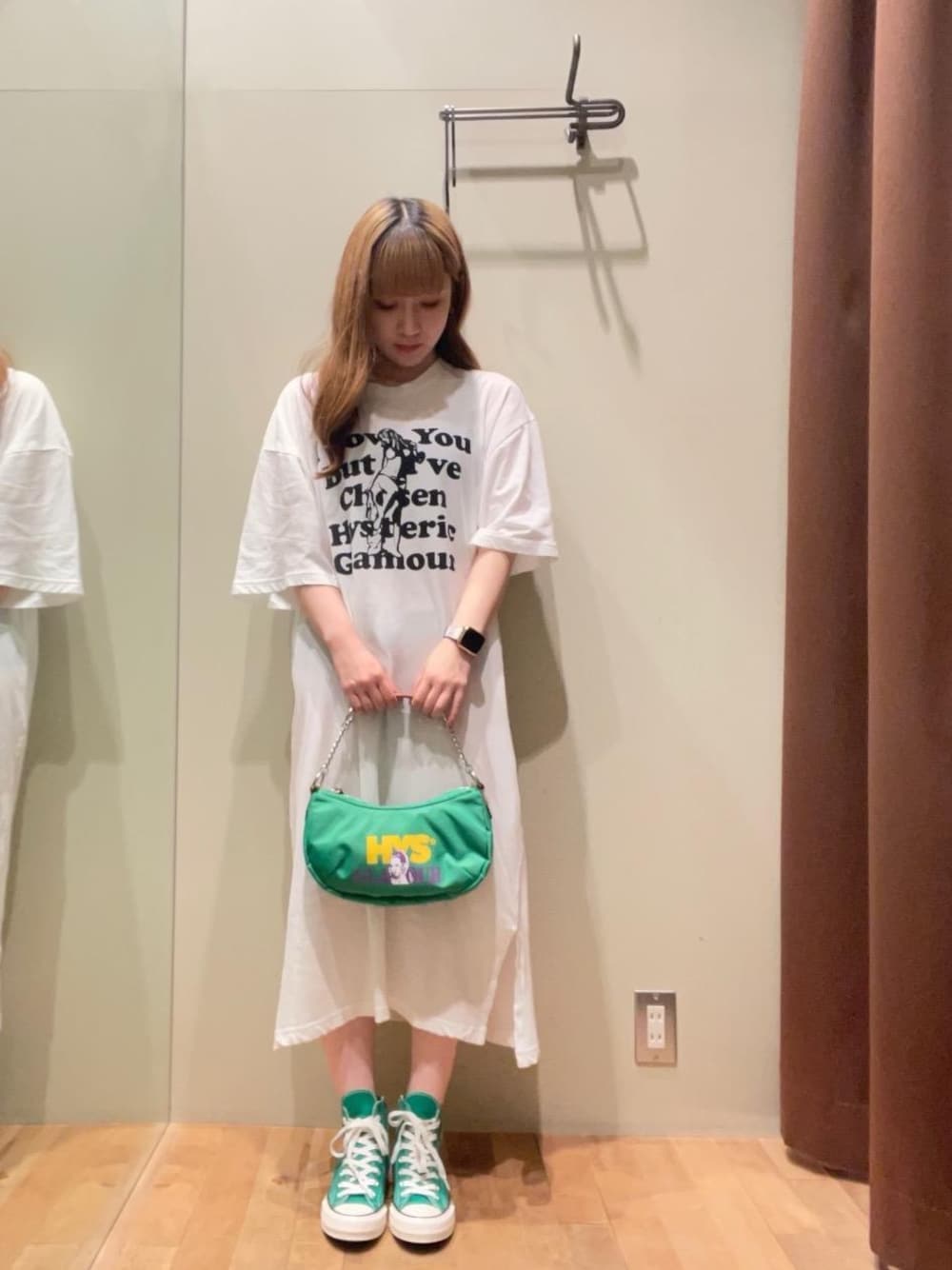 「ヒステリックグラマー、👟バッグ、hysteric glamour、夏コーデ、らふこーで、ワンピース 」｜「HYSTERIC GLAMOURのサイドジップ ハイカットスニーカー（スニーカー、グリーン系）」を使った、ヵさん（レディース・155cm）の夏コーディネートの1枚目の写真