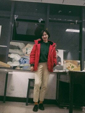 「Guess（ゲス）のアイテム（ダウンジャケット/コート）」を使った、萝卜芝麻南瓜LobesKinさん（レディース・177cm）の冬コーディネート