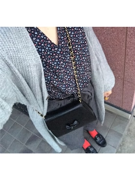 「花柄トップス」｜「アイテム（ジャケット/アウター）」を使った、T △ Iさん（レディース・163cm）の春コーディネート