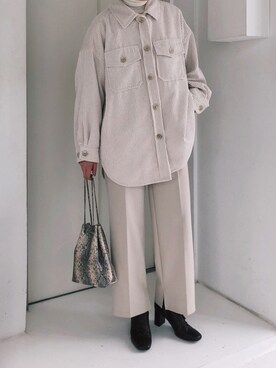 井守英恵さんのコーディネート