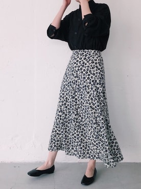 井守英恵さんのコーディネート