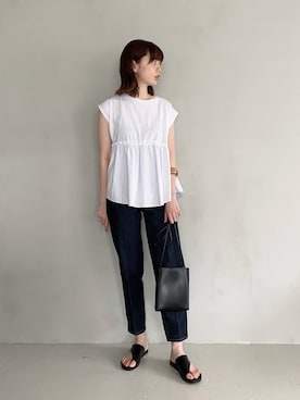 井守英恵さんのコーディネート