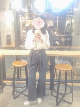 「GU（ジーユー）のアイテム（ニット/セーター、ホワイト系）」を使った、ティンガさん（レディース・166cm）の冬コーディネート