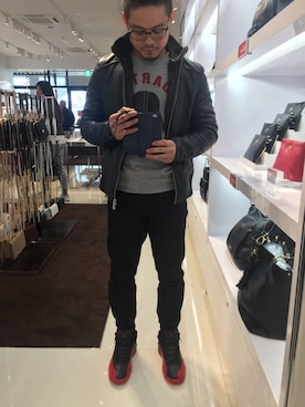 「AZUL by moussy（アズールバイマウジー）のアイテム（ライダースジャケット）」を使った、Calvin Wakitaさん（メンズ・165cm）の秋コーディネート