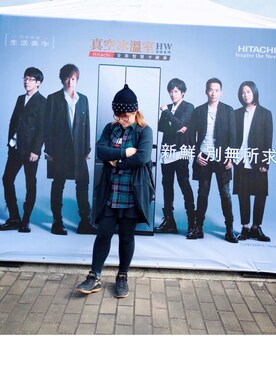 「NIKE（ナイキ）のアイテム（ピーコート）」を使った、Gigi Liさん（レディース・155cm）の冬コーディネート