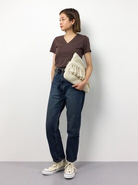 「AZUL by moussy（アズールバイマウジー）のｵｰｶﾞﾆｯｸｺｯﾄﾝVﾈｯｸ半袖PO（Tシャツ/カットソー）」を使った、mihiroさん（レディース・156cm）の春コーディネート