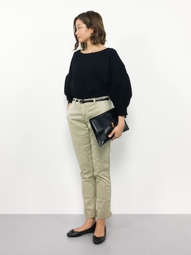 「袖ボリューム」｜「アイテム（チノパンツ）」を使った、mihiroさん（レディース・156cm）の秋コーディネート