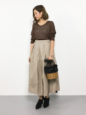 「titivate（ティティベイト）のタイプライタータックフレアスカート（スカート）」を使った、mihiroさん（レディース・156cm）の秋コーディネート