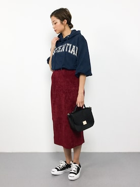 「URBAN RESEARCH（アーバンリサーチ）のボリュームスリーブロゴスウェット（パーカー）」を使った、mihiroさん（レディース・156cm）の秋コーディネート