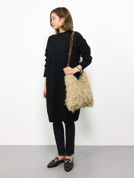 「AZUL by moussy（アズールバイマウジー）のパフ デニム スキニー（デニムパンツ）」を使った、mihiroさん（レディース・156cm）の秋コーディネート