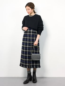 「切りっぱなし」｜「アイテム（スウェット）」を使った、mihiroさん（レディース・156cm）の冬コーディネート