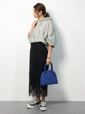 「BLISS POINT（ブリスポイント）のアイテム（スカート）」を使った、mihiroさん（レディース・156cm）の春コーディネート