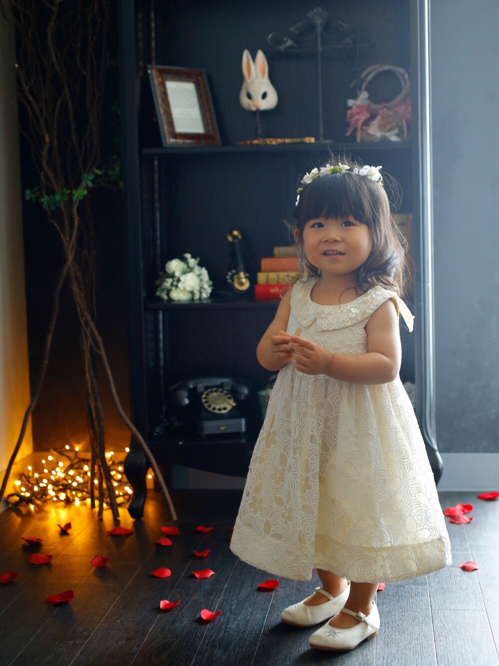 「happy birthday、キッズファッション、女の子、kids、2歳、誕生日、スタジオ」｜「❤️のアイテム（その他、その他）」を使った、emma*◡̈**さん（キッズ・80cm）の夏コーディネートの1枚目の写真