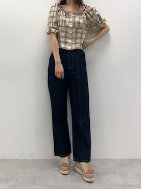 「アイテム（サンダル、ゴールド系）」を使った、kyonさん（レディース・165cm）の夏コーディネート