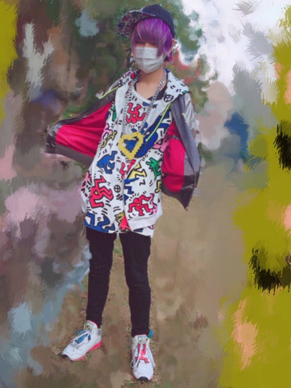 「キースへリング、Keith Haring、JOYRICH、リーボック(Reebok)、学園祭、ライブ、ドラマチックアラスカ、LILI LIMIT、ココロオークション」｜「Keith Haringのアイテム（スニーカー、ホワイト系）」を使った、すらさん（メンズ・178cm）の秋コーディネートの1枚目の写真