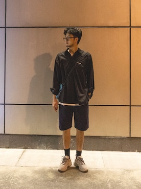 「日系极简」｜「アイテム（財布/小物）」を使った、馬家梁梁梁さん（メンズ・168cm）の秋コーディネート