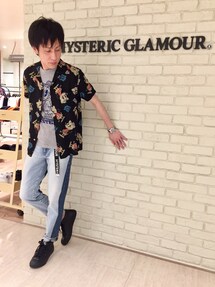 db7 HYSTERIC GLAMOUR スタッズ スニーカー 黒 24cm HYSTERIC GLAMOUR（ヒステリックグラマー）の「BEATNIKS POETRY