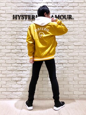 「黒スキニー」｜「アイテム（スタジャン）」を使った、RYUさん（メンズ・172cm）の冬コーディネート