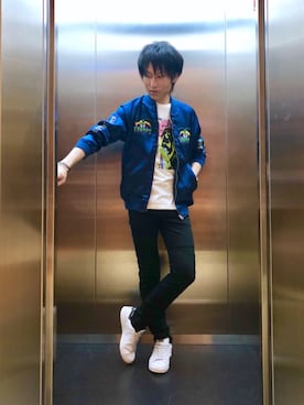 「黒スキニー」｜「アイテム（スカジャン）」を使った、RYUさん（メンズ・172cm）の夏コーディネート