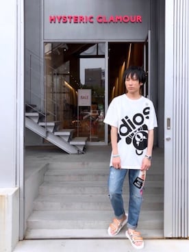 「アイテム（バングル/リストバンド、ブルー系）」を使った、RYUさん（メンズ・172cm）の夏コーディネート