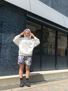 「Saturdays NYC（サタデーズ ニューヨークシティ ）のアイテム（パーカー）」を使った、nozomiさん（レディース・168cm）の春コーディネート