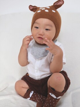 「アイテム（スタイ/よだれかけ、グレー系）」を使った、あやこさん（キッズ・80cm）の秋コーディネート