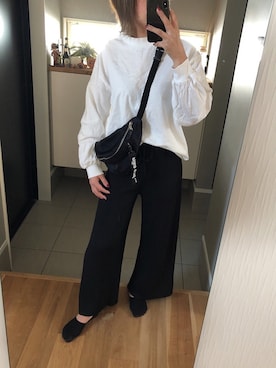 「niko and...（ニコアンド）のオリジナルボディバッグ（ボディバッグ/ウエストポーチ）」を使った、a.fashion13さん（レディース・155cm）の秋コーディネート