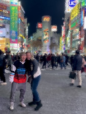 「OPENING CEREMONY（オープニングセレモニー）のアイテム（スウェット）」を使った、MIYANEさん（レディース・160cm）の秋コーディネート