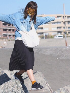 「海」｜「アイテム（デニムジャケット）」を使った、mochiさん（レディース・155cm）の冬コーディネート