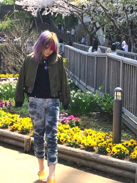 「おでかけ」｜「アイテム（MA-1）」を使った、えーちゃんさん（レディース・172cm）の春コーディネート