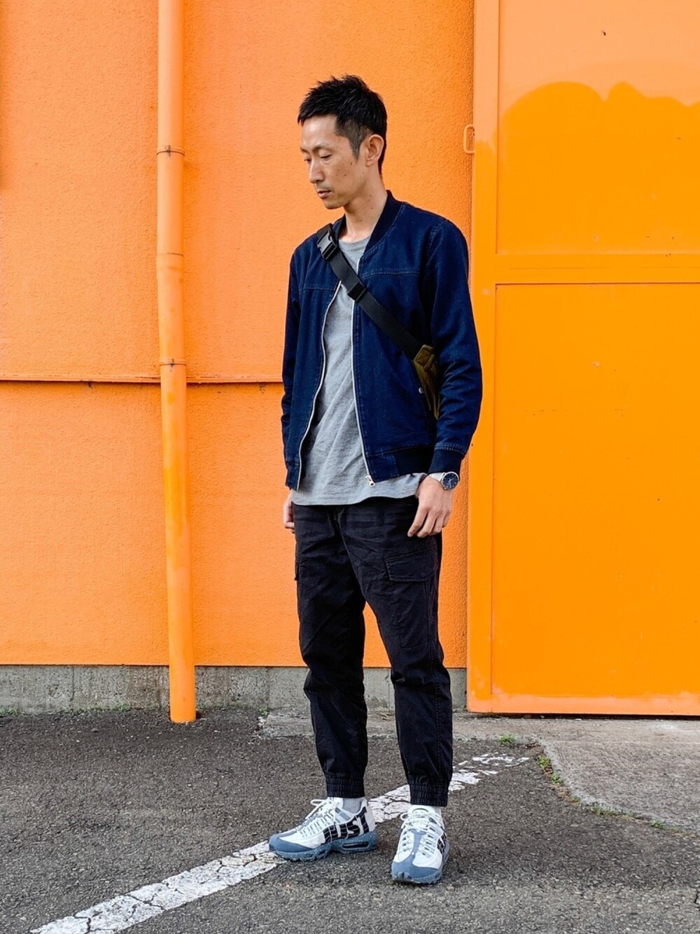 「ブルー、blue、SKAGEN、NIKE、ナイキ、ジョーダン、Jordan、AIR MAX、エアマックス、Finn Juhl」｜「SKAGENのFinn Juhl × SKAGEN　SKW6584（アナログ腕時計、シルバー系）」を使った、ほねさん（メンズ・176cm）の秋コーディネートの1枚目の写真