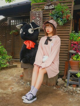 「CONVERSE（コンバース）のアイテム（スニーカー、ブラック系）」を使った、Ketsu_zさん（レディース）の秋コーディネート