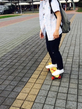 「SMGのアイテム」を使った、YL TSAIさん（レディース・163cm）の冬コーディネート