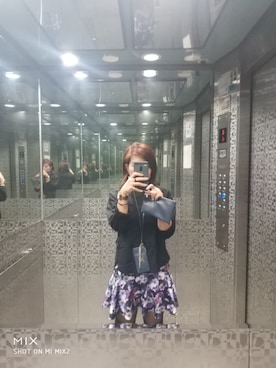 「TOUGH（タフ）のアイテム」を使った、joyce yangさん（レディース・161cm）の秋コーディネート