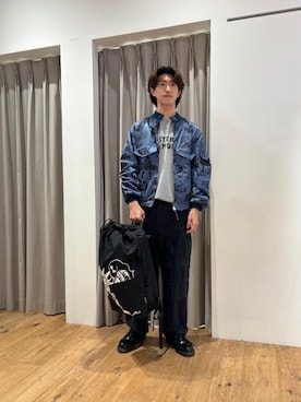 「ワイドパンツ 」｜「アイテム（ミリタリージャケット）」を使った、ta123456さん（メンズ・179cm）の秋コーディネート