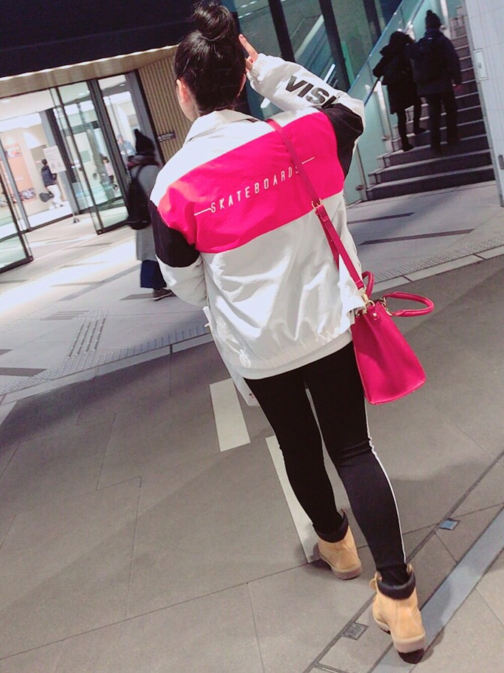 「#ストリート系、ストリート、韓国ファッション、JK、10代、VISON STREET WEAR、Timbaland」｜「VISON STREETのアイテム（ナイロンジャケット、その他）」を使った、yukiiiiiさん（レディース・158cm）の冬コーディネートの1枚目の写真
