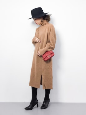 「ツバ広ハット」｜「アイテム（ブーティ）」を使った、..HK..さん（レディース・159cm）の冬コーディネート