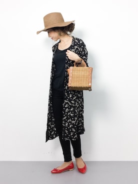 「柄×柄」｜「アイテム（バレエシューズ）」を使った、..HK..さん（レディース・159cm）の春コーディネート