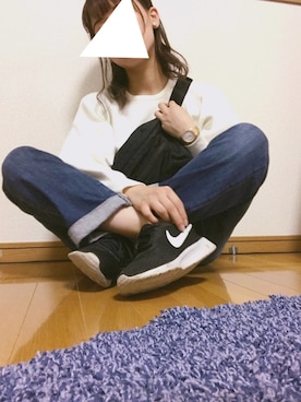「UNIQLO（ユニクロ）のハイライズボーイフレンドフィットジーンズ＋EC（デニムパンツ、ブルー系）」を使った、のんさん（レディース・150cm）の秋コーディネート