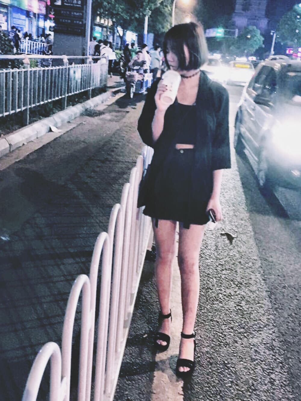 「街边」｜「Bershkaのアイテム（サンダル、ブラック系）」を使った、Coco-Guuさん（レディース・163cm）の冬コーディネートの1枚目の写真