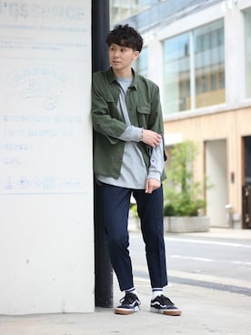 「417 EDIFICE（フォーワンセブンエディフィス）のアイテム（チノパンツ）」を使った、417 officialさん（メンズ・173cm）の夏コーディネート