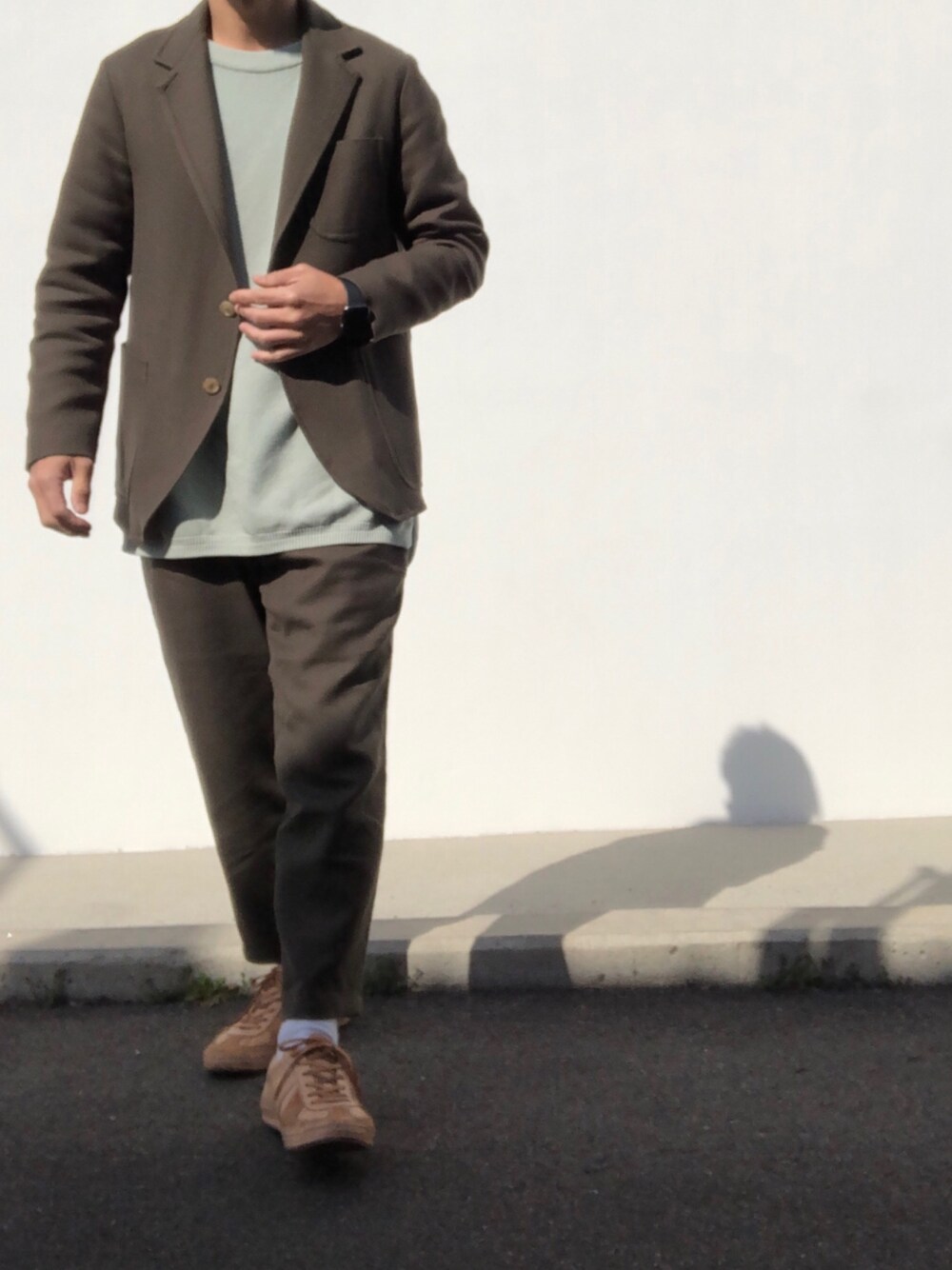 「セットアップ、SET UP、SETUP、tim.、crepuscule、Hender Scheme、HenderScheme、パステル映える春、おしゃれさんと繋がりたい、セットアップスタイル」｜「crepusculeのアイテム（ニット/セーター、グリーン系）」を使った、hellocoordinateさん（メンズ・170cm）の春コーディネートの1枚目の写真