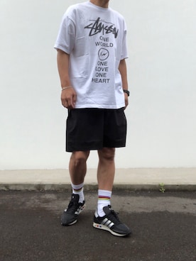 「fragment design（フラグメントデザイン）のアイテム（トップス）」を使った、hellocoordinateさん（メンズ・170cm）の夏コーディネート