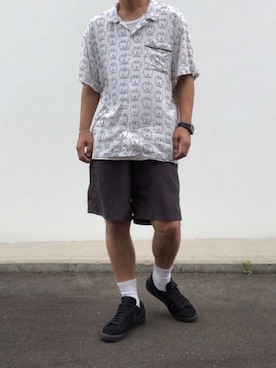 「WISM（ウィズム）のアイテム」を使った、hellocoordinateさん（メンズ・170cm）の夏コーディネート