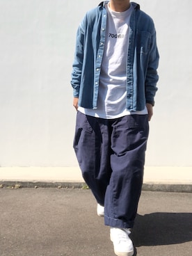 「ダンガリーシャツ」｜「アイテム（Tシャツ/カットソー）」を使った、hellocoordinateさん（メンズ・170cm）の春コーディネート