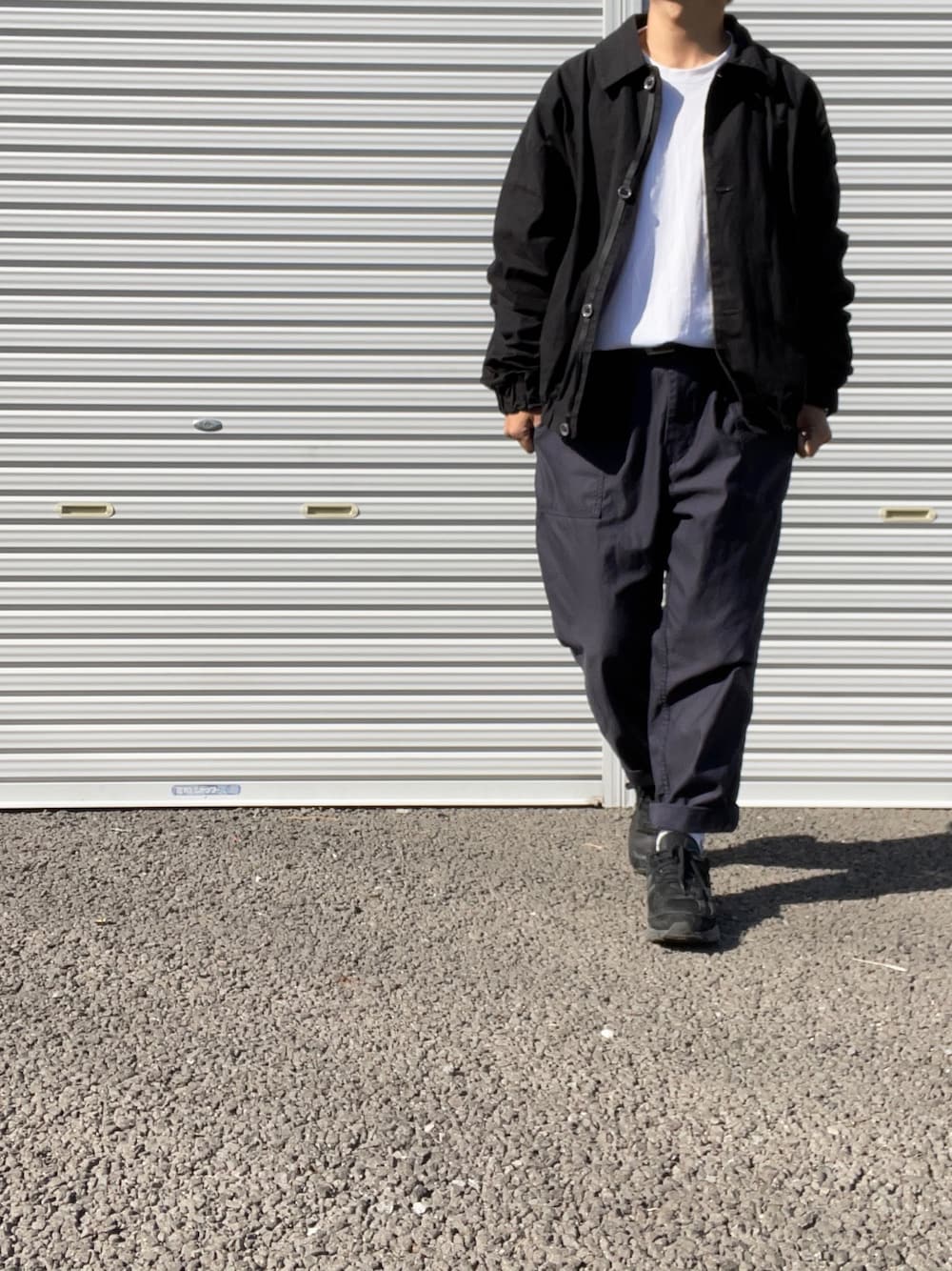 「オトナカジュアル、MAN-TLE、wtaps、ダブルタップス、ベイカーパンツ、M990BB4、ニューバランス、ニューバランス990、NEW BALANCE 990、タックイン」｜「WTAPSのアイテム（Tシャツ/カットソー、ホワイト系）」を使った、hellocoordinateさん（メンズ・170cm）の秋コーディネートの1枚目の写真