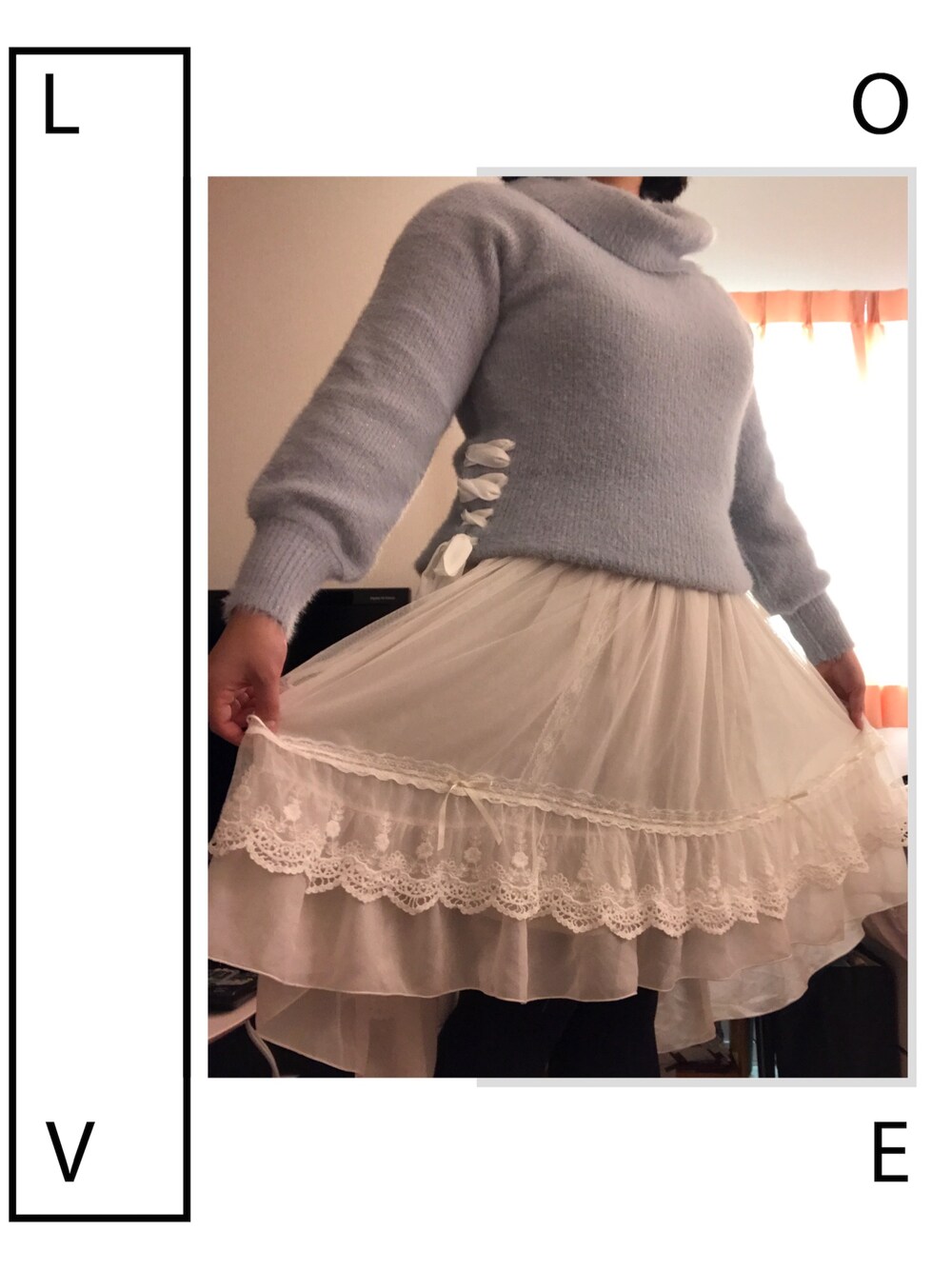 「axes femme、アクシーズ、アクシーズファム、axes、axes femme POETIQUE、ポエティック、セーター、スカート、サックスブルー、チュールスカート」｜「axes femmeのオフタートルフェザーニット（ニット/セーター、ブルー系）」を使った、teroさん（レディース・153cm）の秋コーディネートの1枚目の写真
